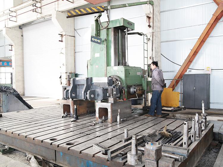 TRX6213   落地铣镗床