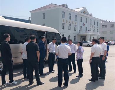 在关怀中砥砺前行